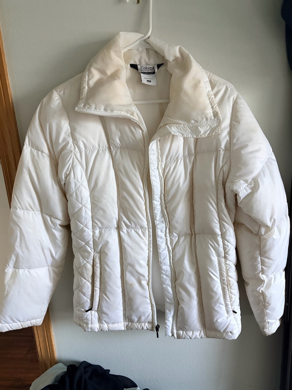 Columbia Women's Off-White Quilted Puffer Jacket